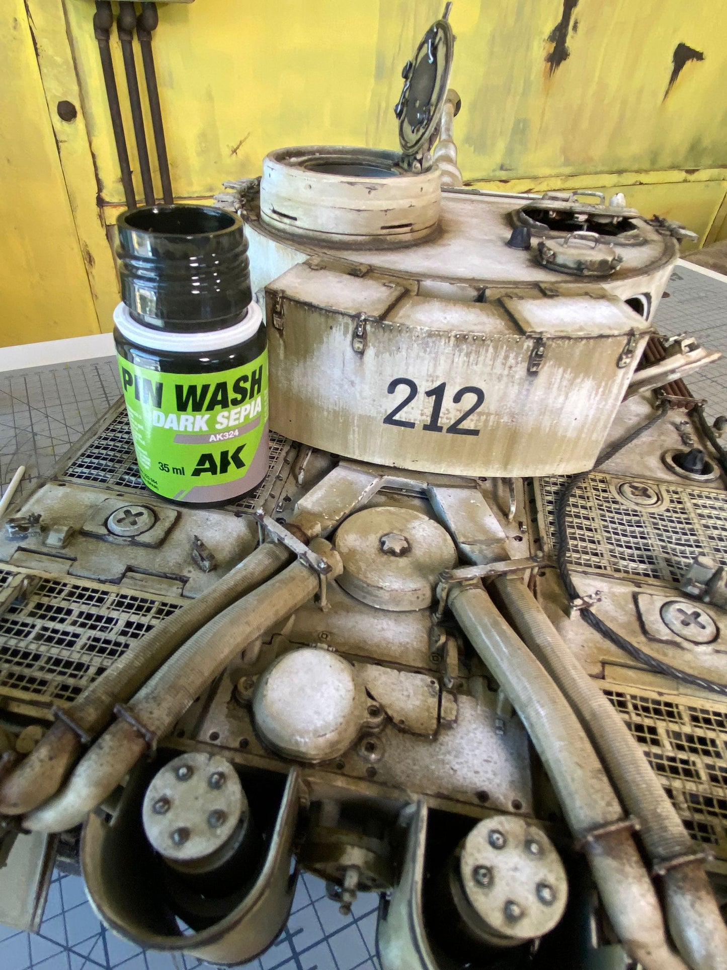 Dark Sepia Pin Wash | AK324